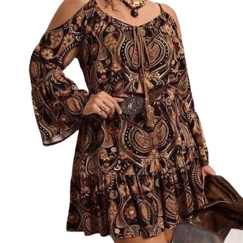 Gemustertes Langarmkleid mit Rundhalsausschnitt
