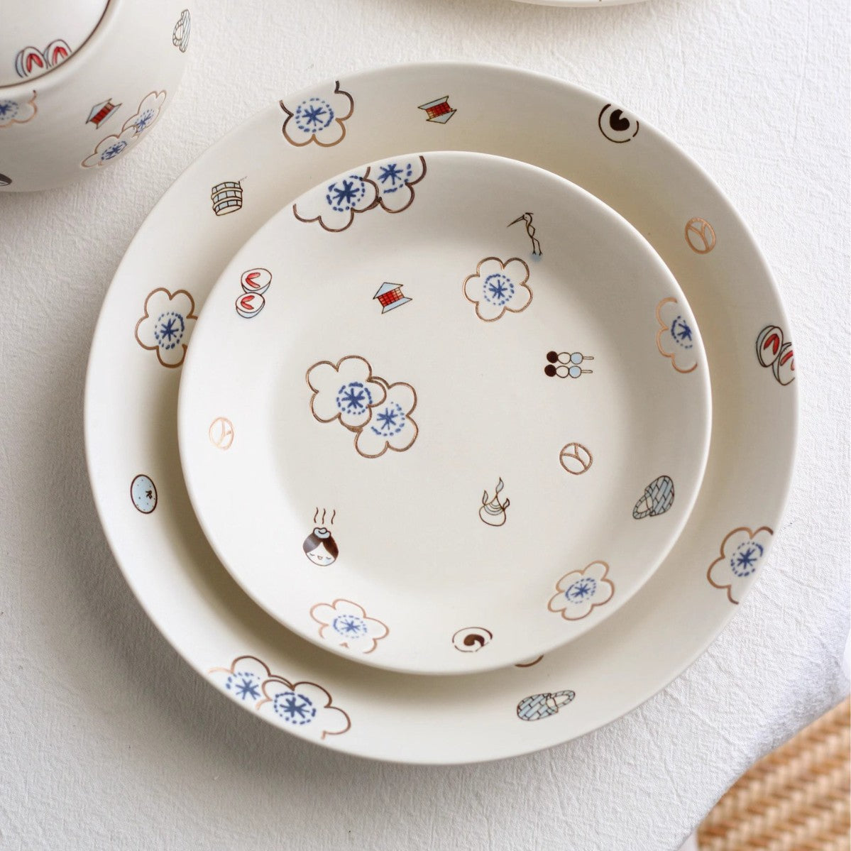 Japanisches Keramik-Geschirr- und Teeset – Bild 10 | LuxeStyle