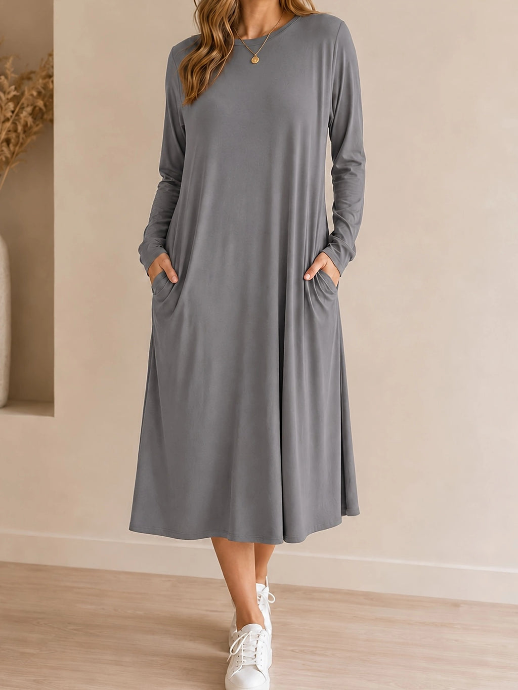 Einfarbiges Langarm-Kleid