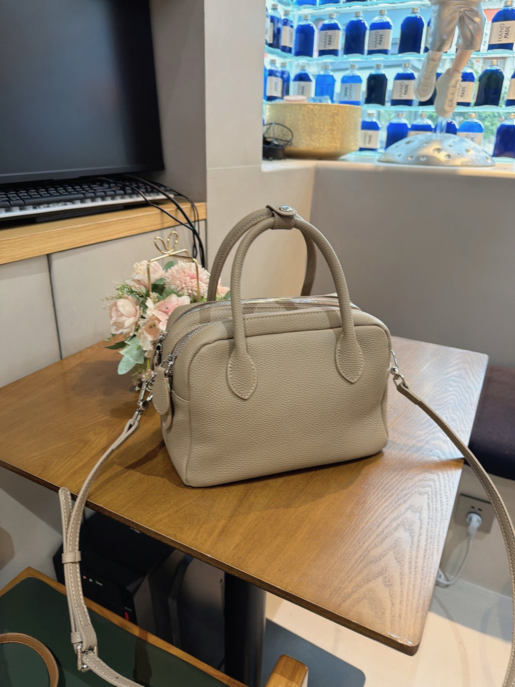 Boston-Henkeltasche «Lussa» · Echtleder im Bowling-Stil (Damen, 9 Farben)