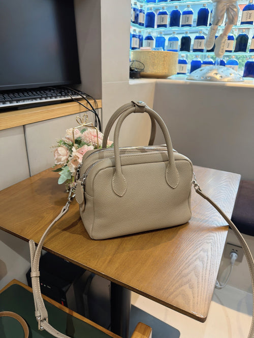 Boston-Henkeltasche «Lussa» · Echtleder im Bowling-Stil (Damen, 9 Farben)
