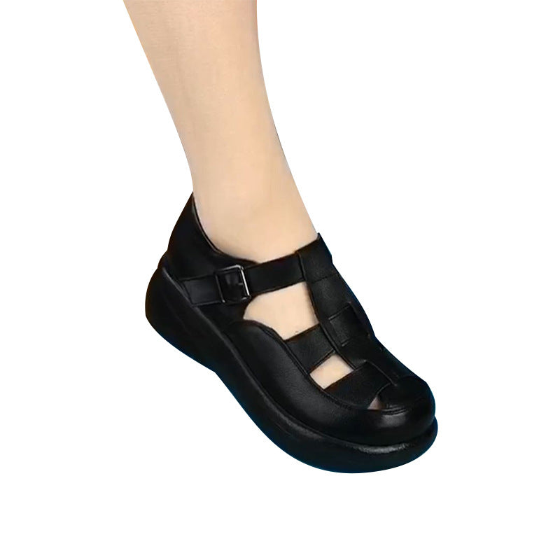 Plateau-Sandalen aus Kunstleder | LuxeStyle
