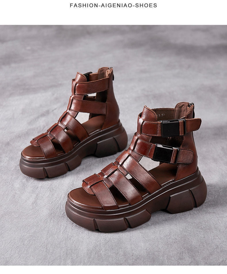 Retro-Sandalen aus Lederimitat mit Lochmuster – Bild 11 | LuxeStyle