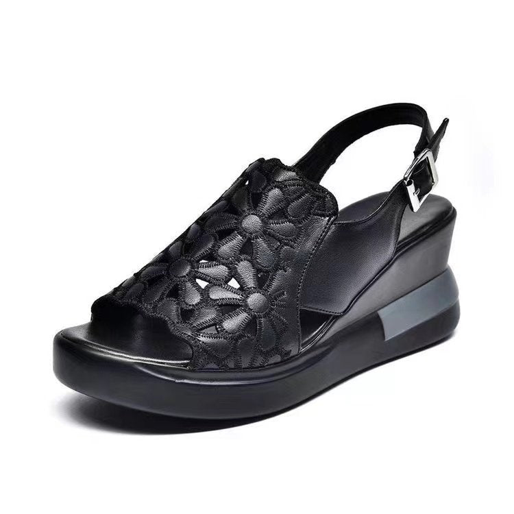 Römer-Sandalen mit Schnalle – Bild 7 | LuxeStyle