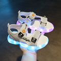 Leuchtende Kindersandalen mit Sternenmuster – Bild 1 | LuxeStyle