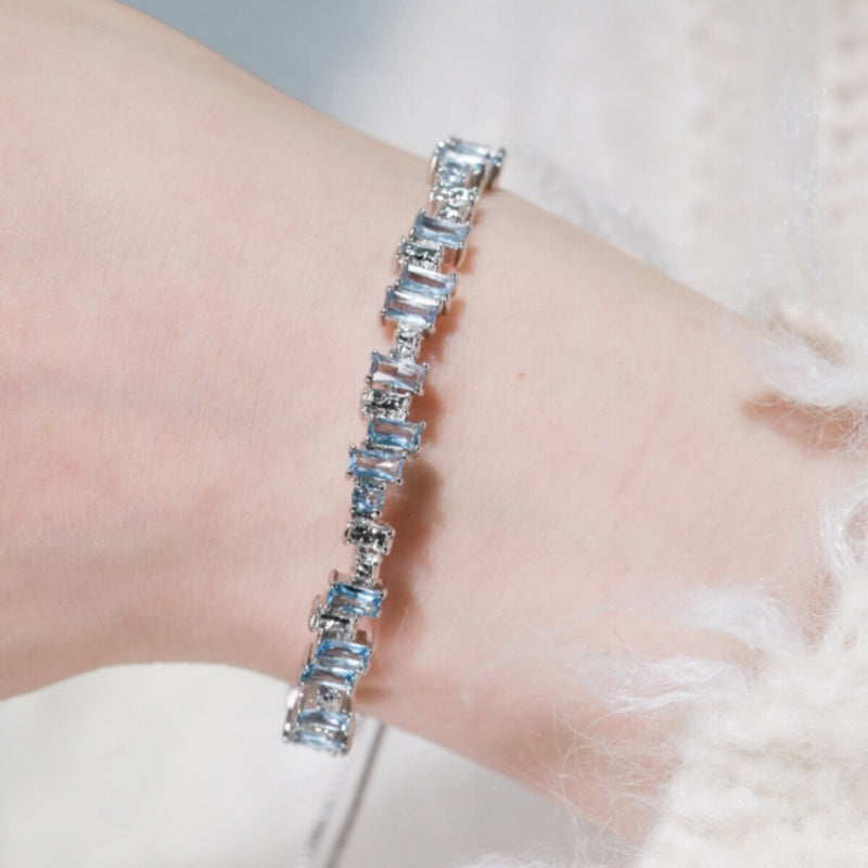 Iceland Zirkon-Armband mit Sternen – Bild 4 | LuxeStyle