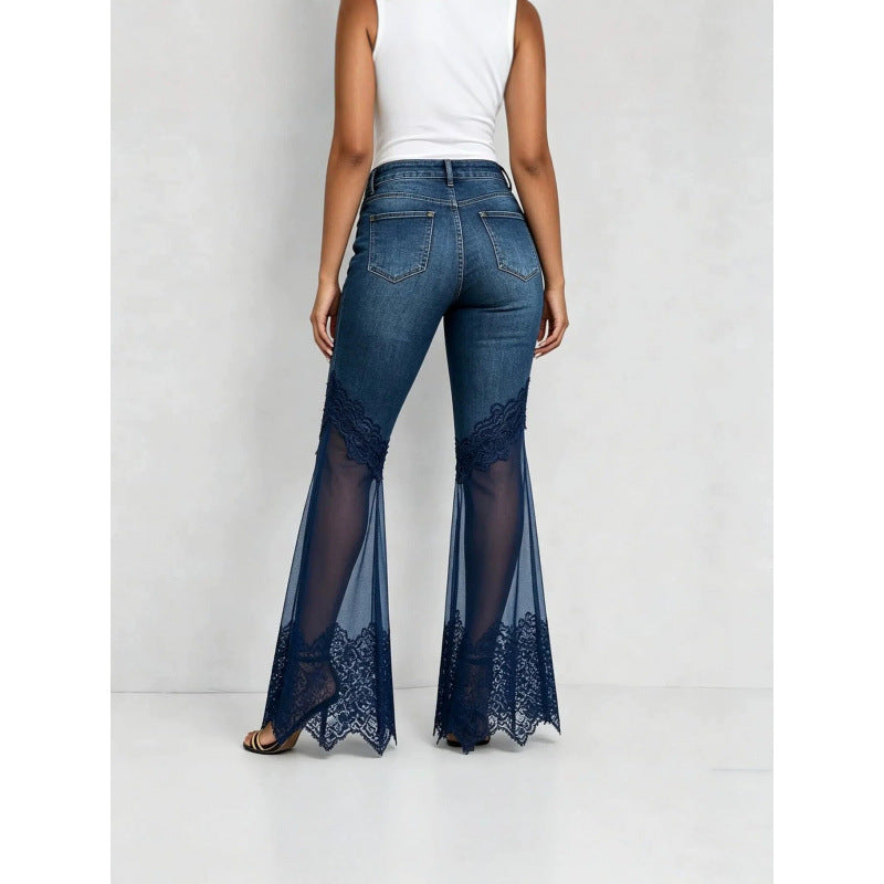 High-Waist Jeans mit ausgestelltem Bein