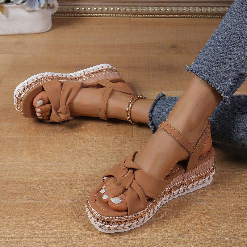 Sandalen mit Hanfseil-Details und Schnalle – Bild 3 | LuxeStyle