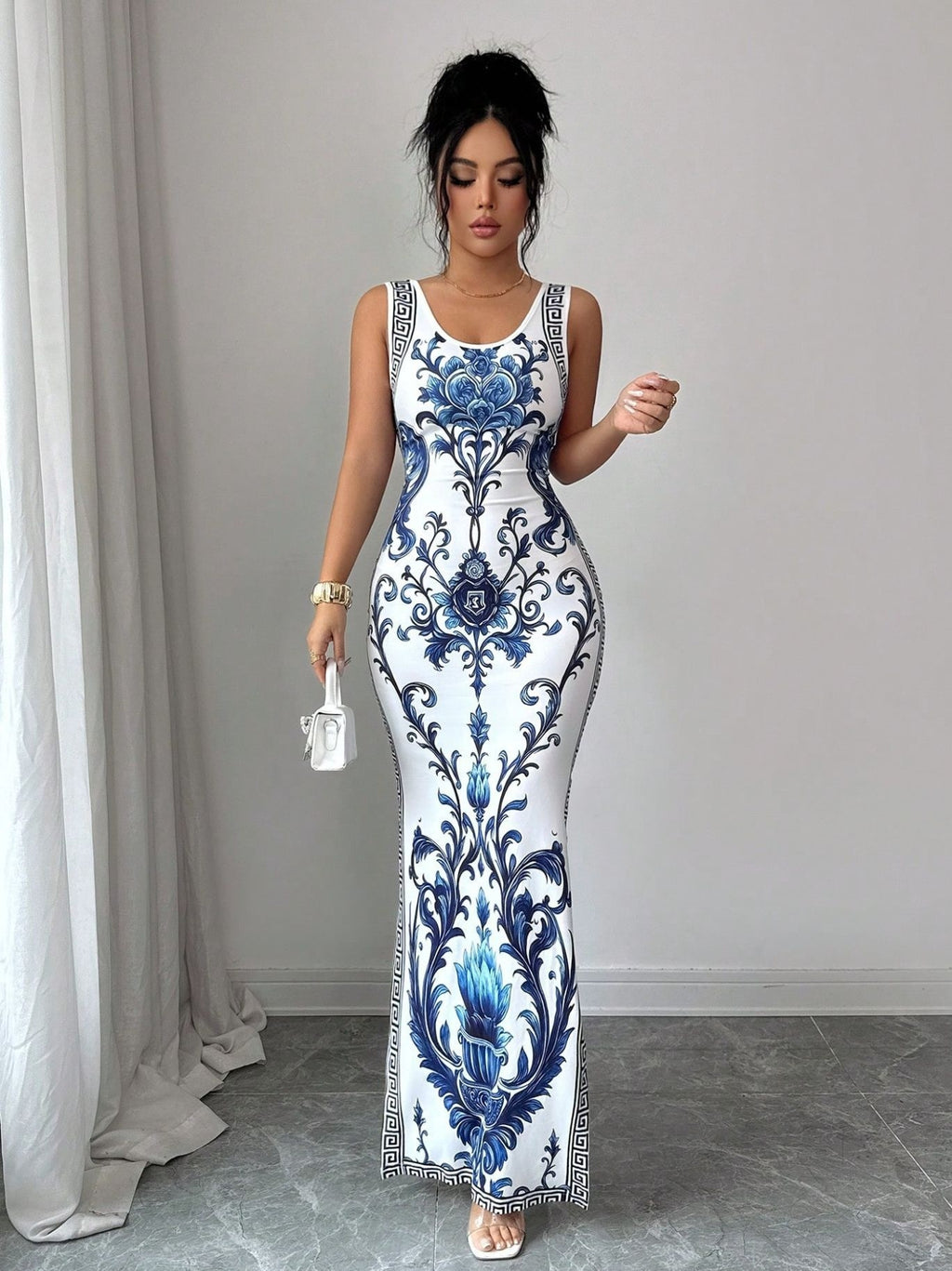 Retro-Blau-Weiß Porzellan-Druck Modisches Damenkleid