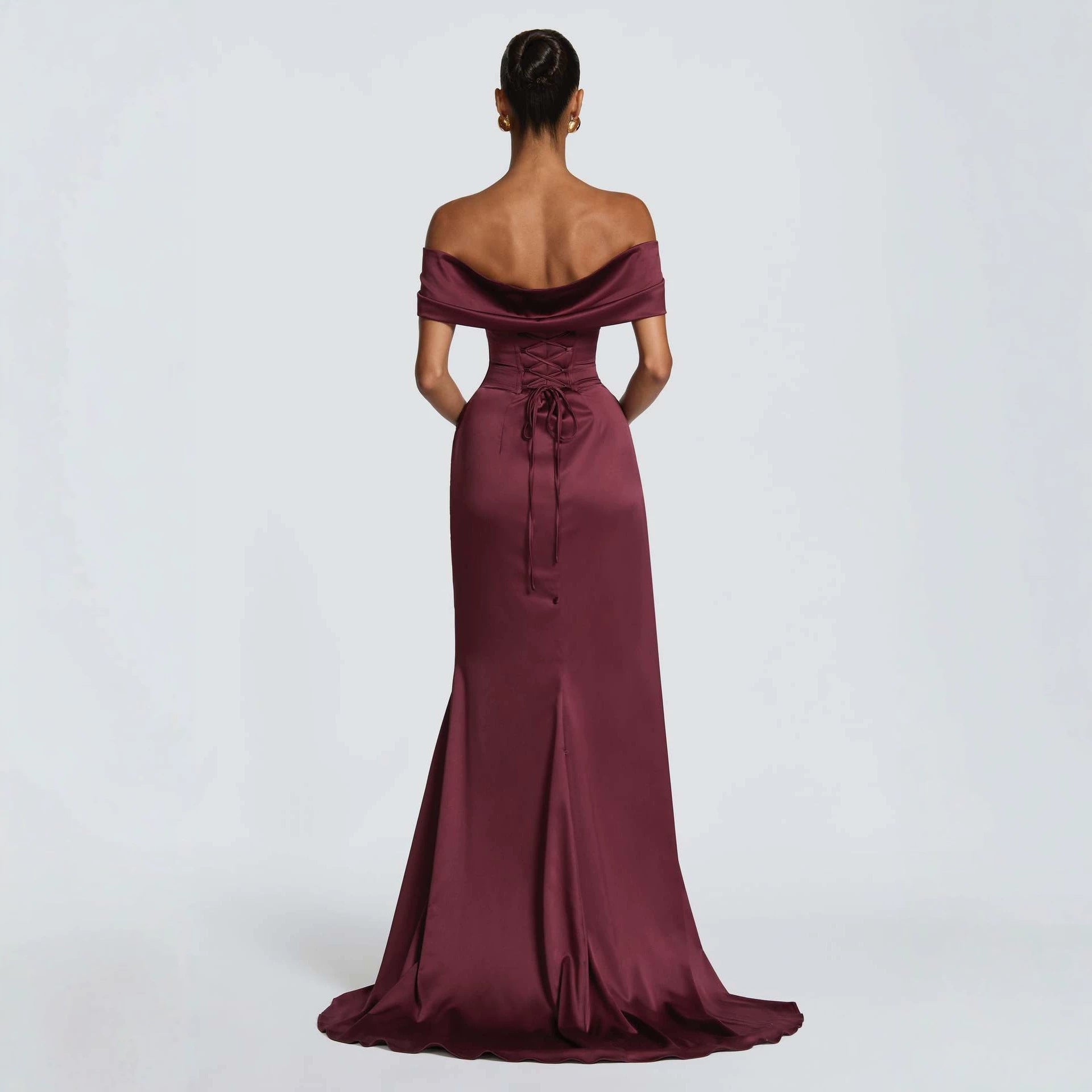 Abendkleid «Sirène» – High-Slit Meerjungfrau mit Schleppe