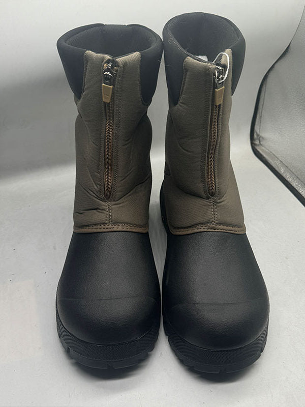Gefütterte Outdoor-Winterstiefel aus Schaffell