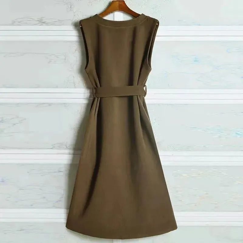Ärmelloses V-Neck Strickkleid – Bild 7 | LuxeStyle