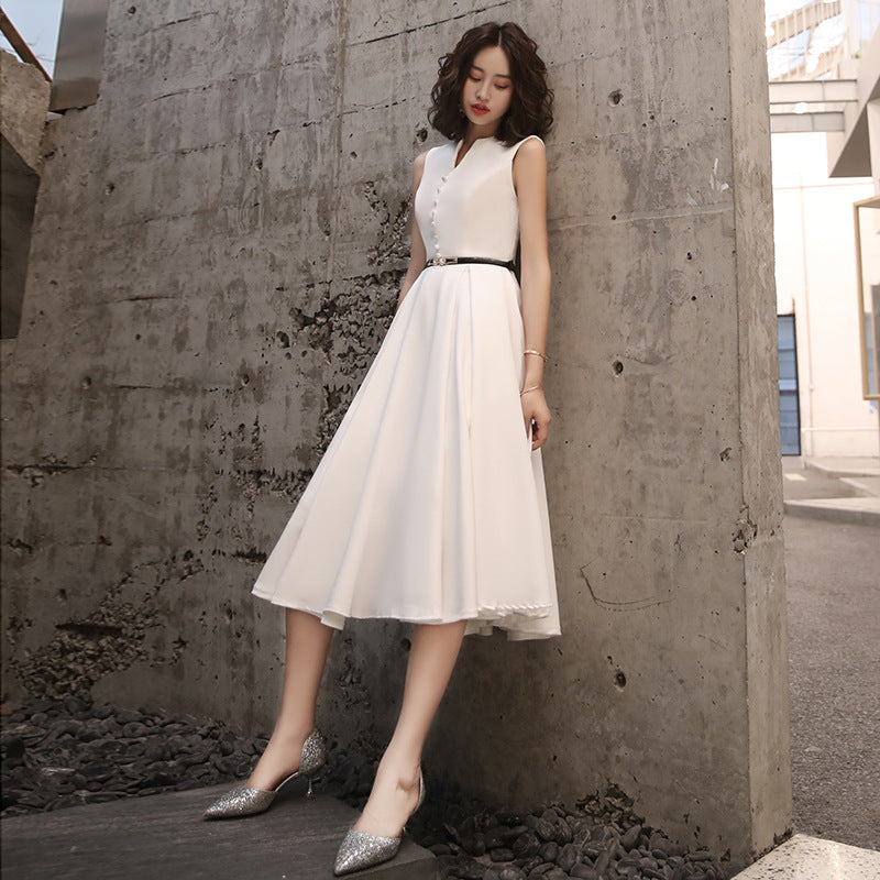 Midikleid mit Reissverschluss und Schleifendetails – Bild 6 | LuxeStyle