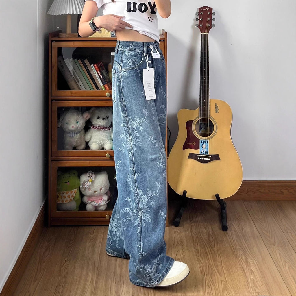 Weit geschnittene, geradlinige Hosen im Retro-Stil