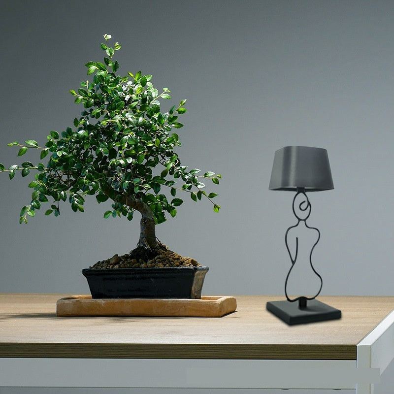Kompakte USB-Tischlampe, schwarz – Bild 5 | LuxeStyle