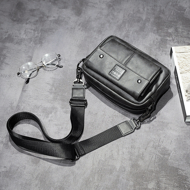Herren Umhängetasche in Grau – Bild 8 | LuxeStyle