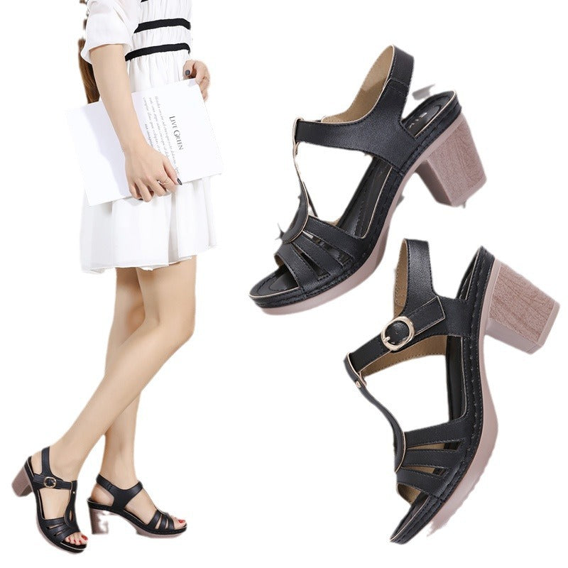 Schwarze High-Heels mit Metall-Verstärkung – Bild 7 | LuxeStyle