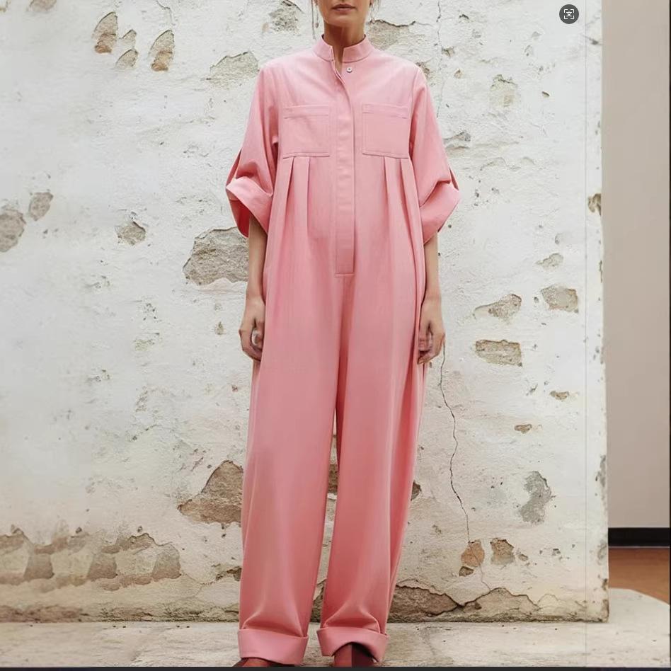 Minimalistischer Plissée-Jumpsuit mit weitem Bein