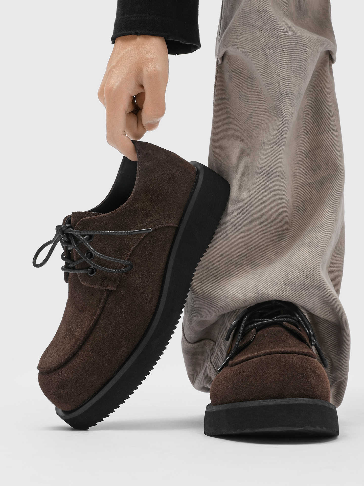 Retro-Halbschuhe aus Mikrofaserleder