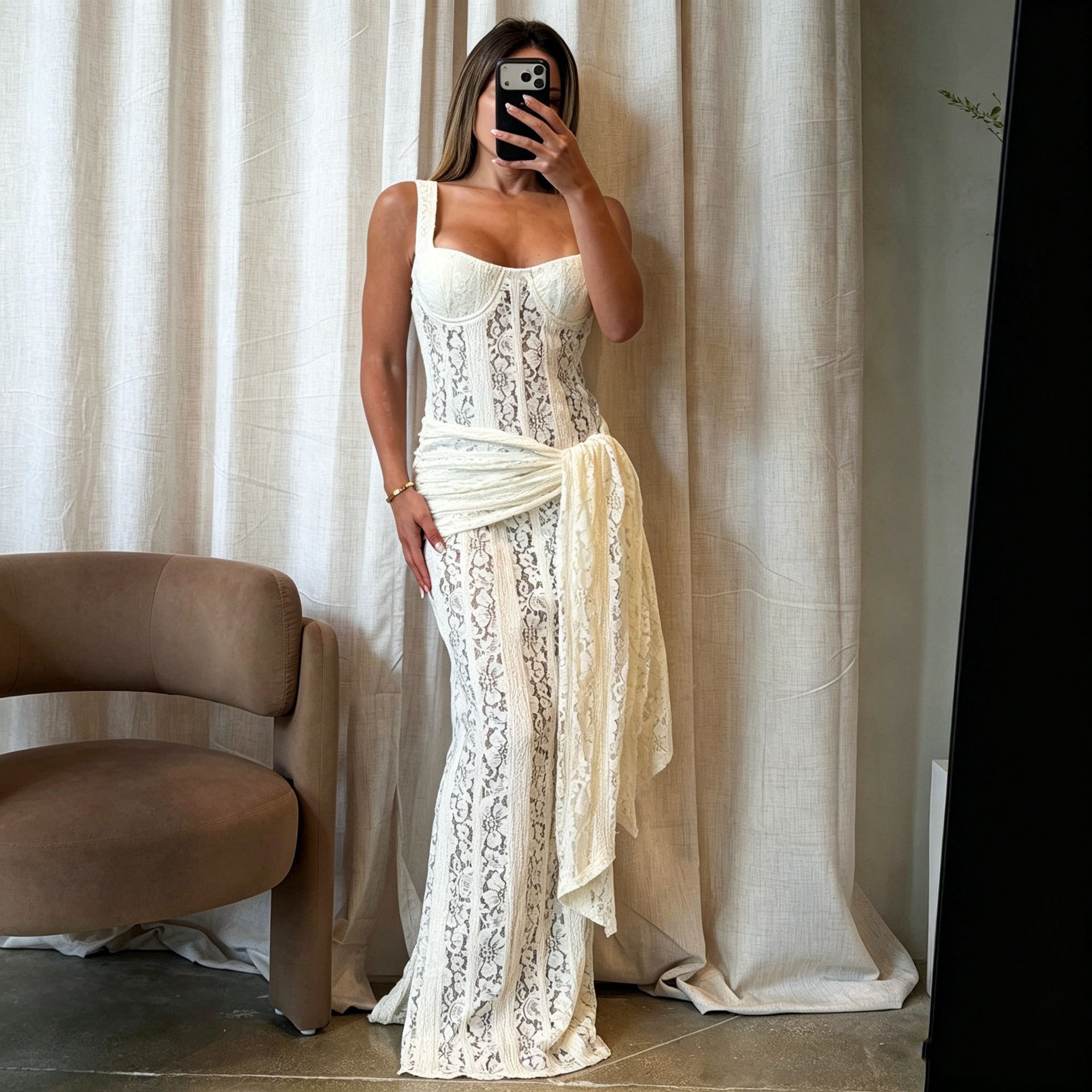 Spitzenkleid «Hollow-out Strap»