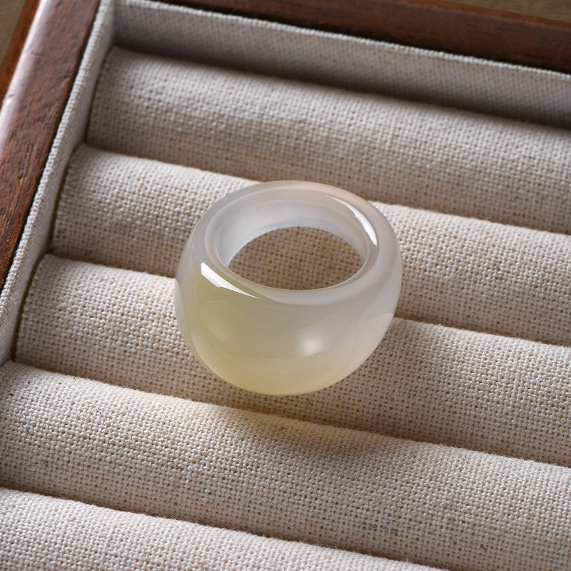 Naturstein-Ring im chinesischen Stil – Bild 9 | LuxeStyle
