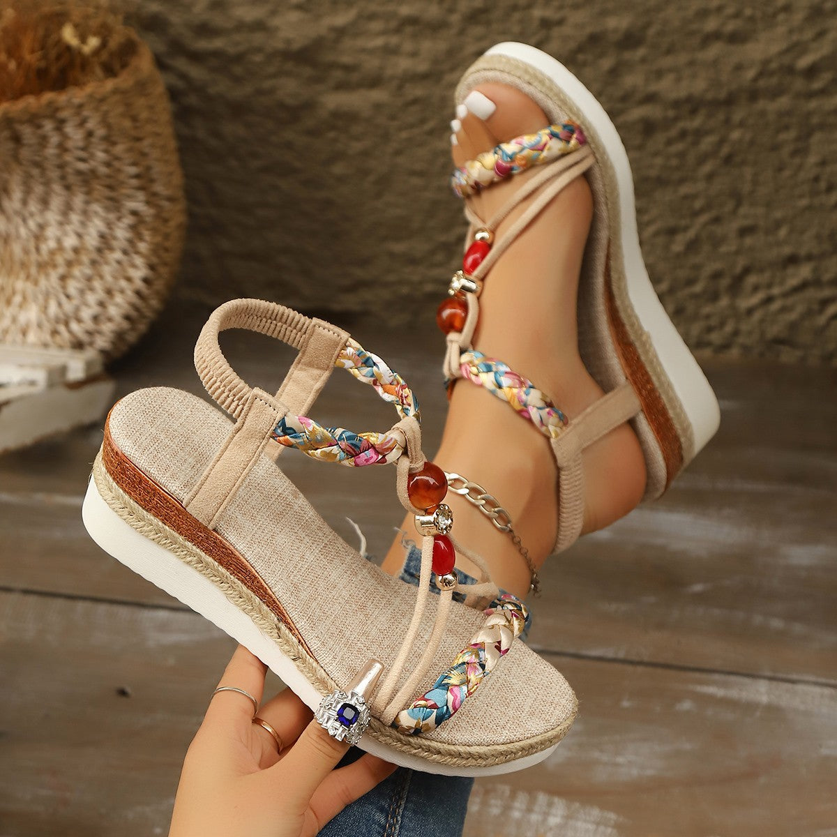 Apricot-Perlen-Wedge-Hochhacken – Bild 5 | LuxeStyle