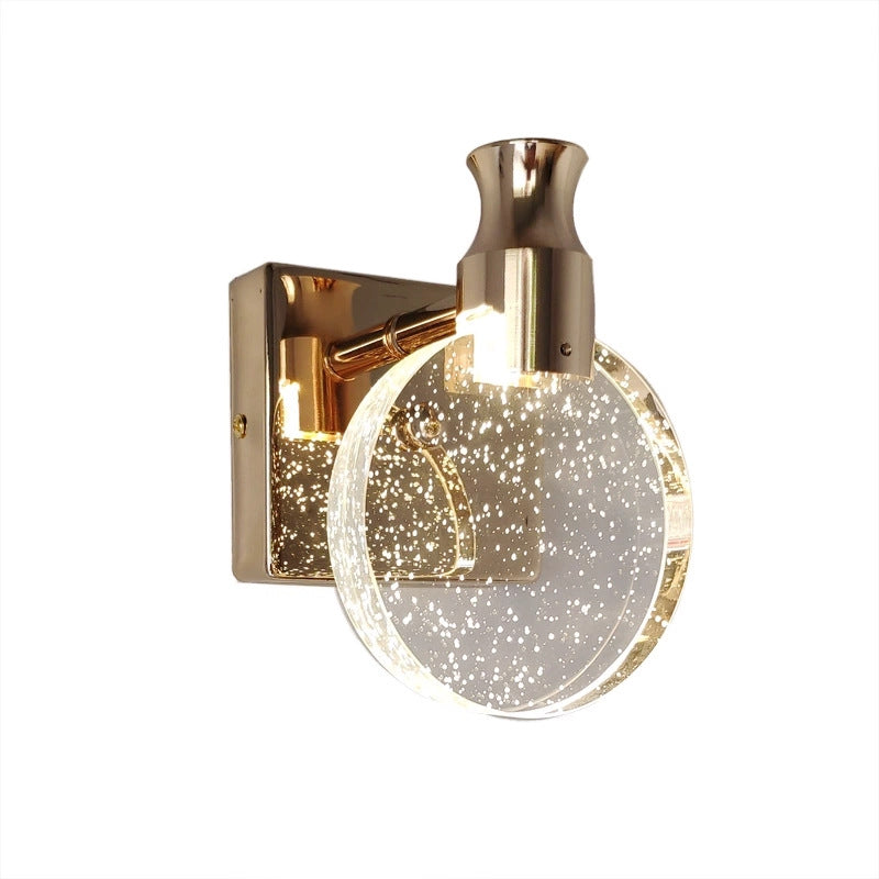 Goldene Wandlichtleiste TV‑Raum – Bild 8 | LuxeStyle