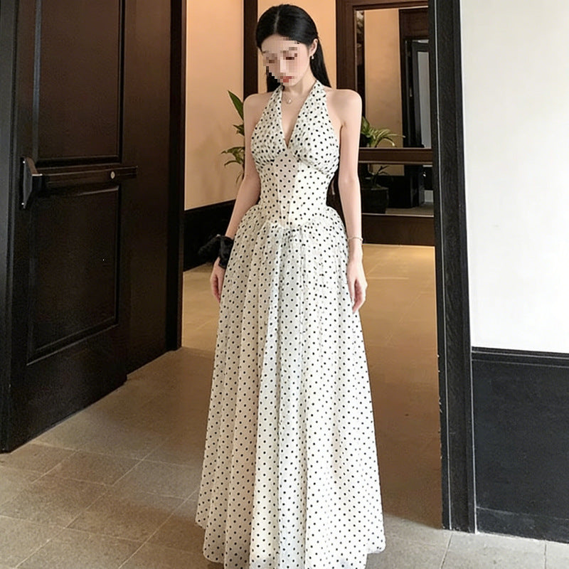 Rückenfreies Neckholder-Kleid mit V-Ausschnitt – Bild 2 | LuxeStyle