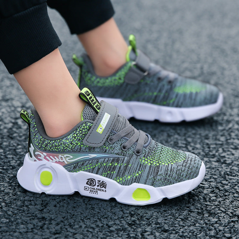 Fliegende Schnürschuhe für Kinder