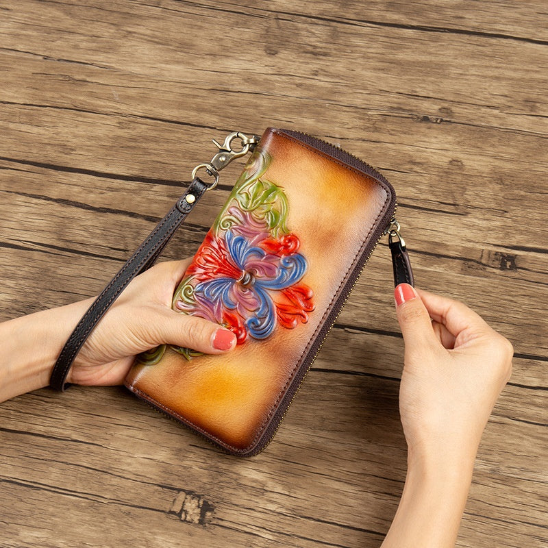 Genuine Leather Cowhide Wallet mit Blumenprägung – Bild 6 | LuxeStyle