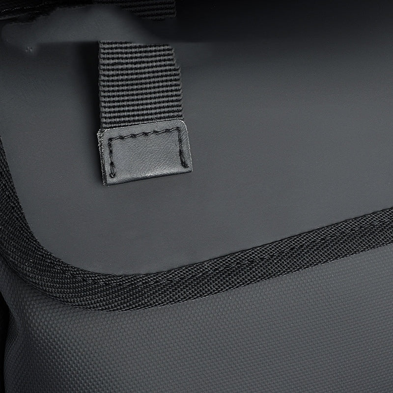 Business Rucksack mit USB-Ladefunktion (17.3 Zoll) – Bild 3 | LuxeStyle