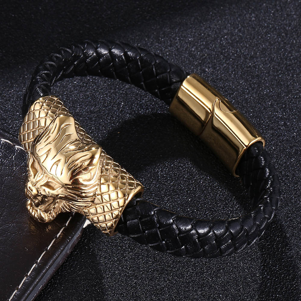Schwarzes Lederarmband mit Wolf-Design | LuxeStyle