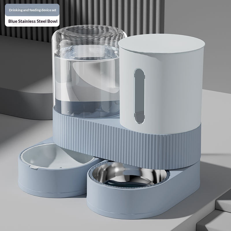 Automatischer Futter- und Wasserspender