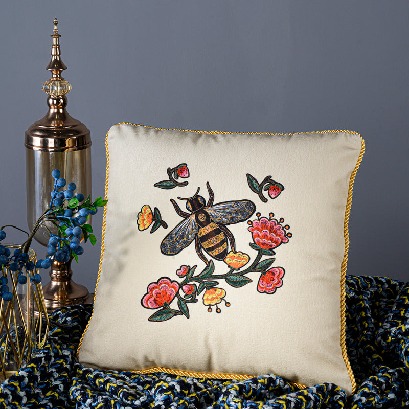 Retro-Design-Kissen – Bild 3 | LuxeStyle