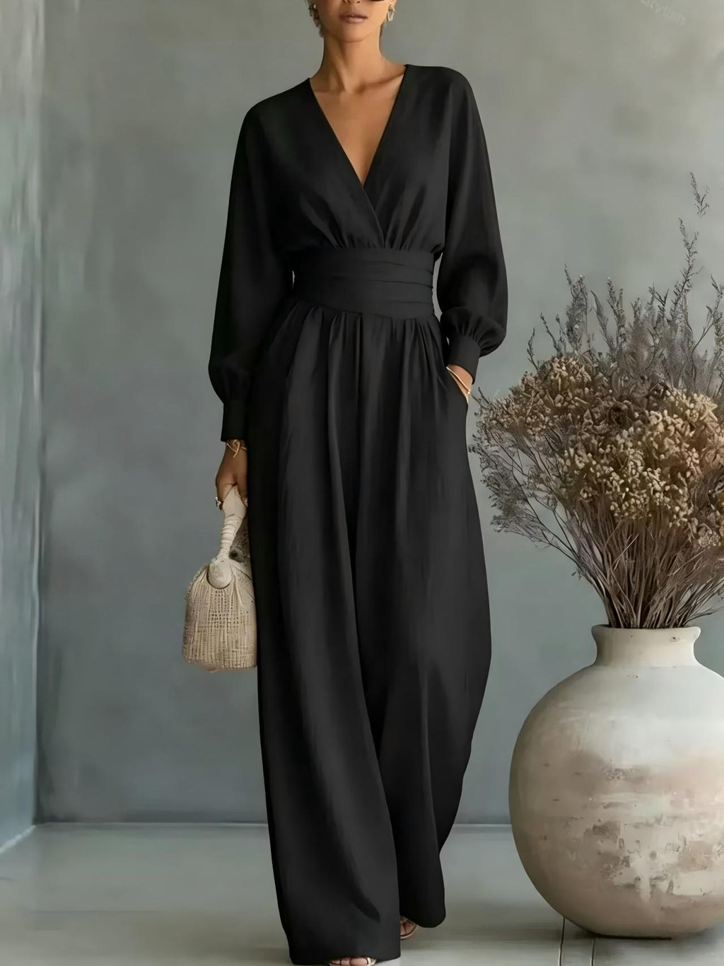 V-Ausschnitt Jumpsuit mit langer Ärmel