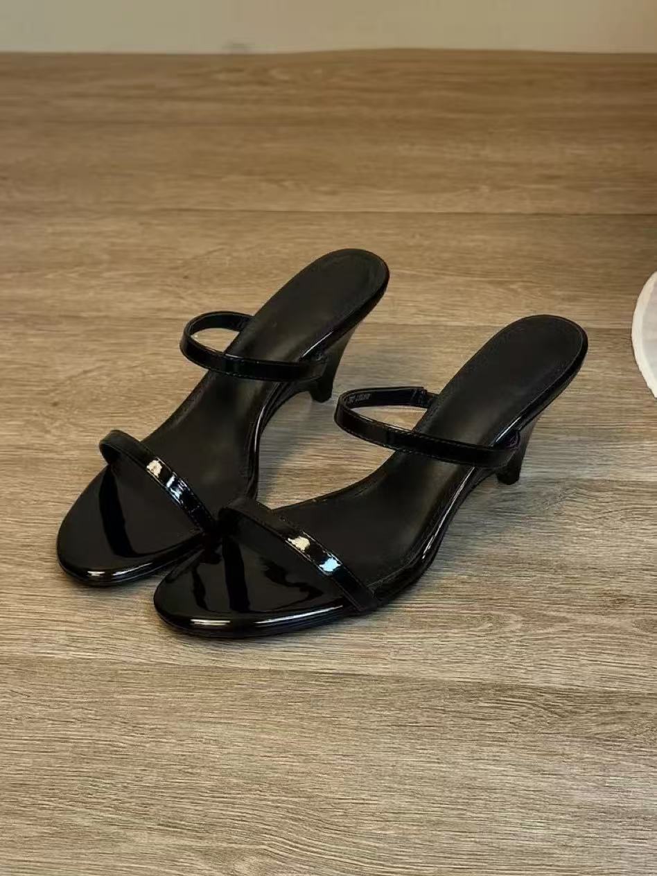 Rote Pumps
