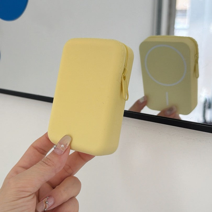 Magnetisches Silikon-Etui mit Ständer – Bild 6 | LuxeStyle
