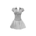 Kurzes Strickkleid mit V-Ausschnitt – Bild 1 | LuxeStyle