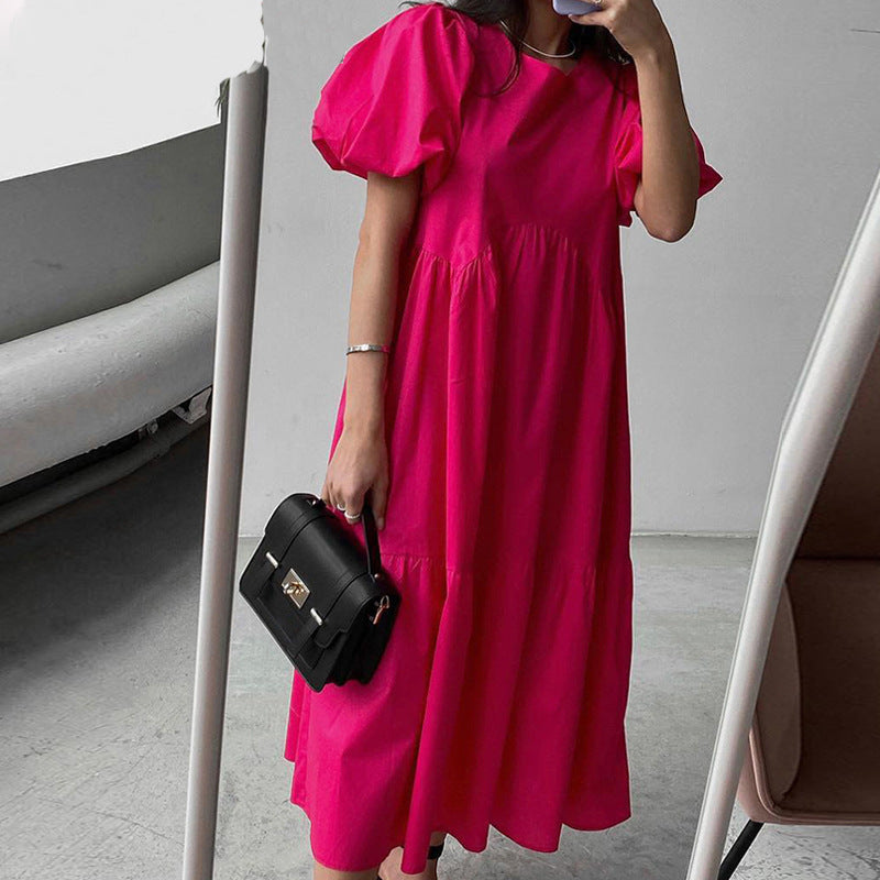 Lässiges ausgestelltes Kleid
