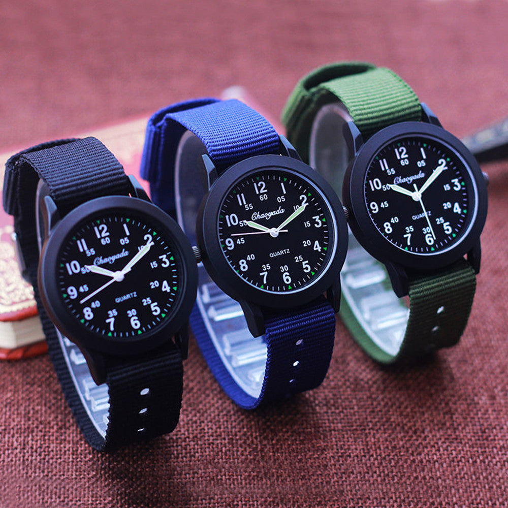Armbanduhr für Kinder, schlicht & klar | LuxeStyle