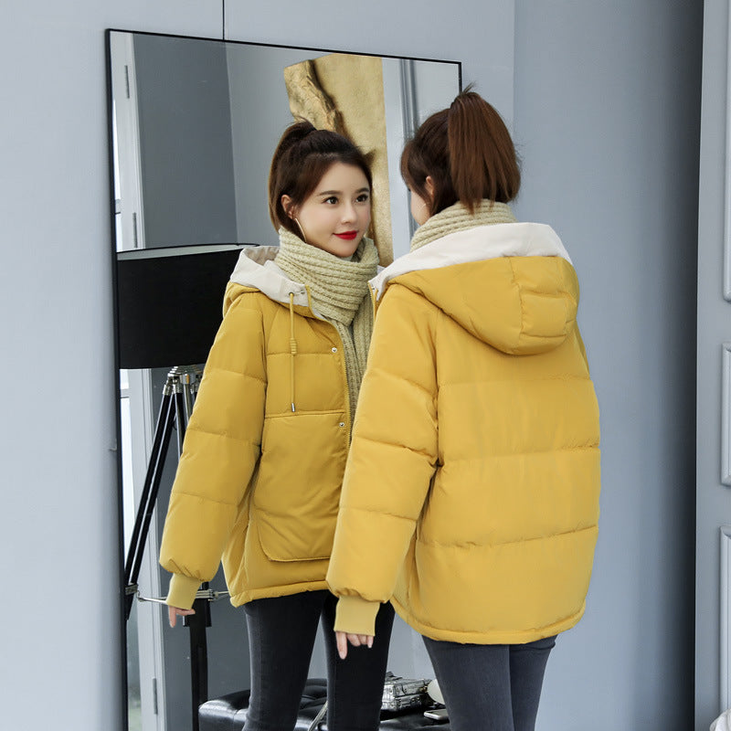 Kurze, locker geschnittene Daunenbaumwolljacke