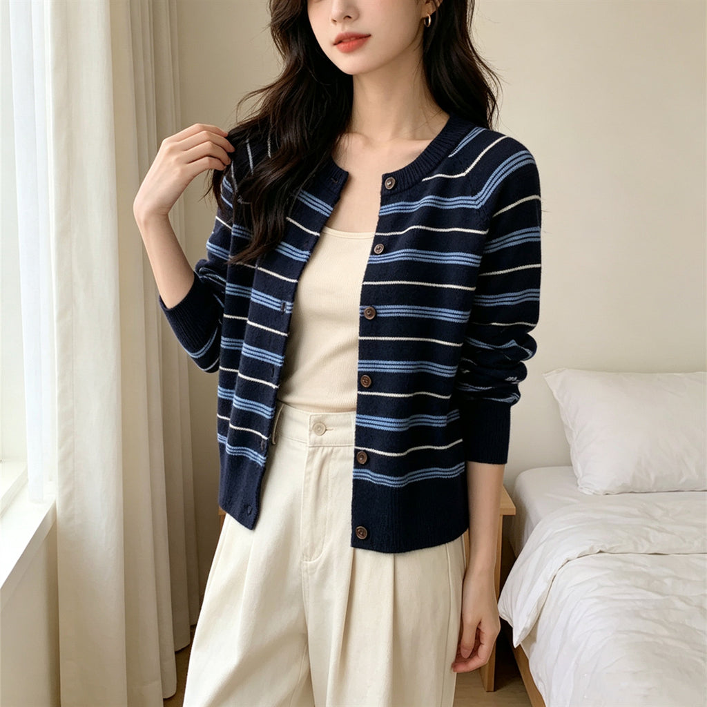 Eleganter Strickpullover mit Farbstreifen