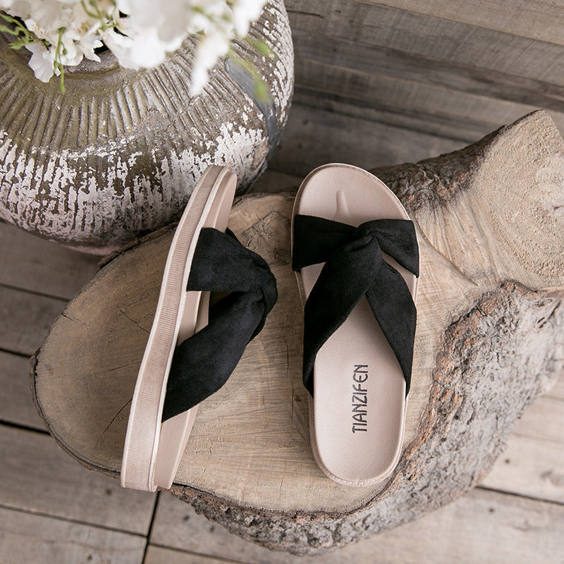 Retro-Sandalen im Hong Kong Style – Bild 2 | LuxeStyle