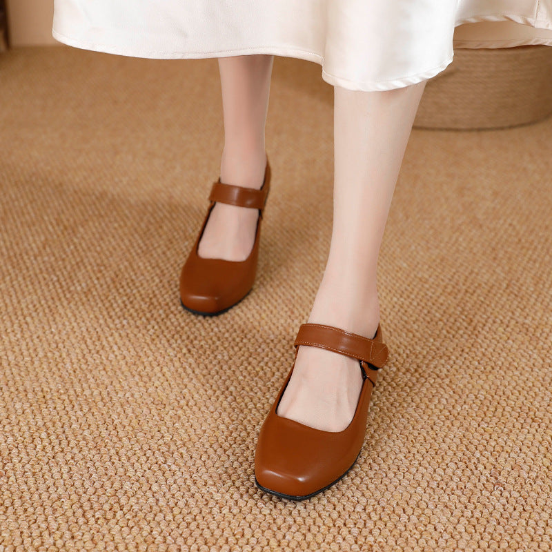 Pumps mit Klettverschluss und Chunky-Heel | LuxeStyle
