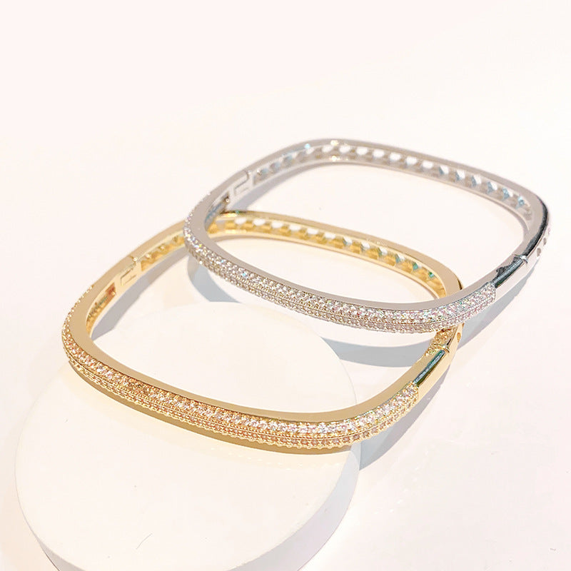 Diamantarmband mit Galaxie-Design – Bild 6 | LuxeStyle