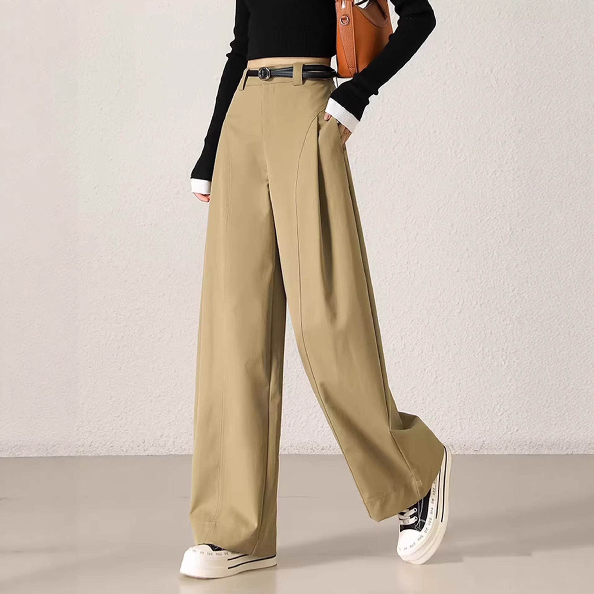 Weite Damenhosen mit Stretch