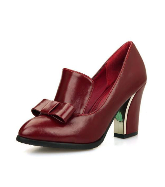 Retro High Heels mit Chunky Absatz