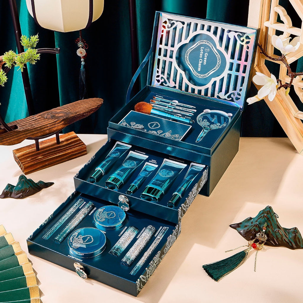 Green Lotus Beauty Make-up & Pflegeset (18-teilig) – Bild 6 | LuxeStyle