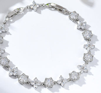 Geometrisches Schneeflocken-Armband – Bild 16 | LuxeStyle