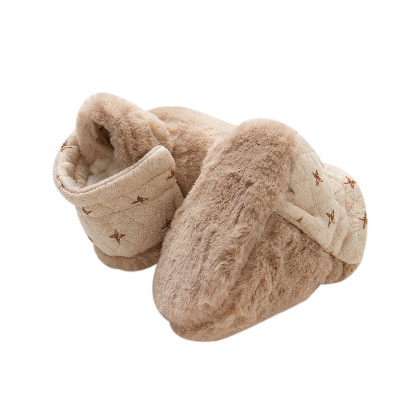 Weiche Babyschuhe aus Plüsch